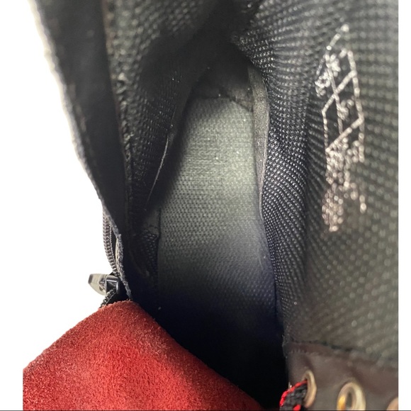 Dr. Martens 1460 Cherry Red Junior Delaney Boot - Picture 4 of 16